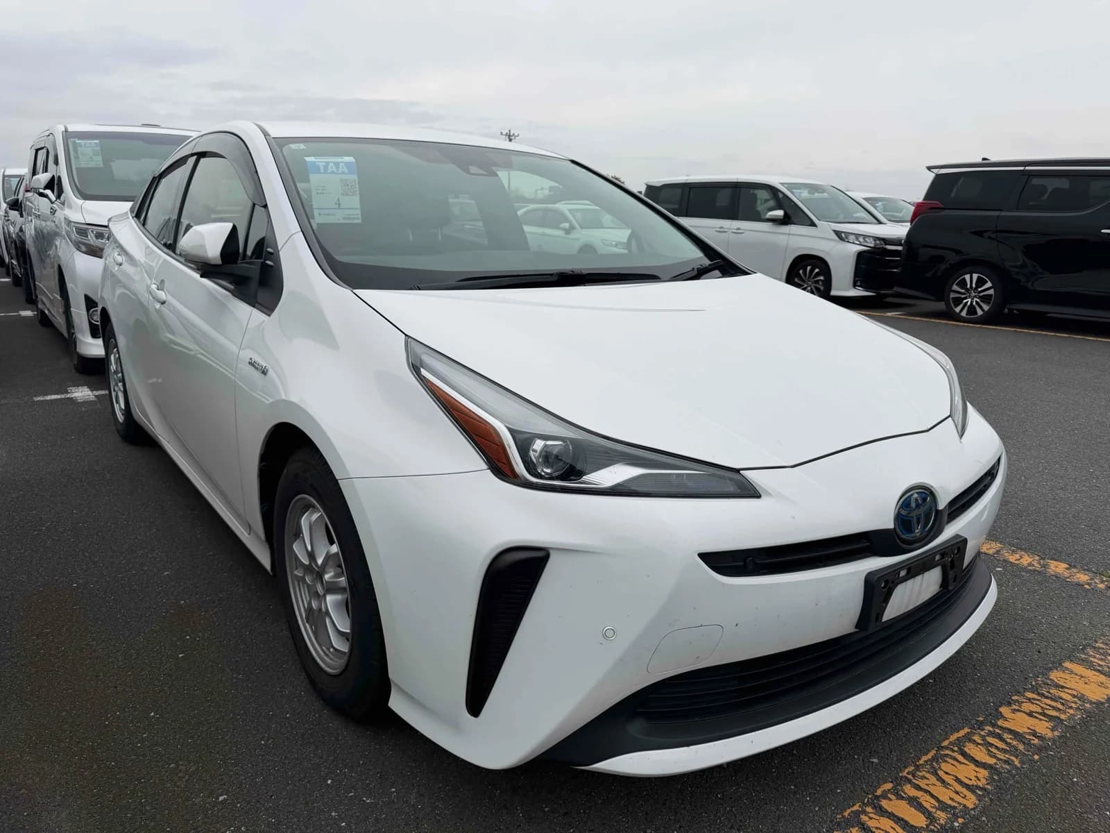 Car photo: ZVW55-6000260